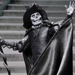 Figurine Masque Of The Red Death Black and White Ultimate Neca Phantom of the Opera