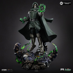 Statue Doctor Doom Legacy Replica Iron Studios Marvel