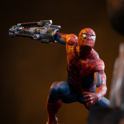 MARVEL COMICS Statue Art Scale Spider-Man vs Hulk Iron Studios
