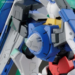 GUNDAM Master Grade 00 Qan [T] Full Saber Bandai Gunpla
