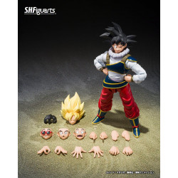 S.H. Figuarts Son Goku's Return to Earth Bandai Dragon Ball Z