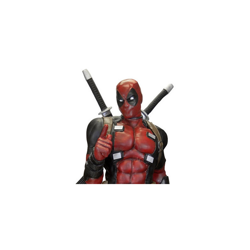 DEADPOOL statue Life Size Neca  11