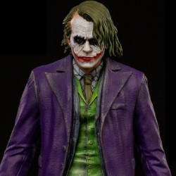 THE DARK KNIGHT Statue The Joker Deluxe Art Scale Iron Studios